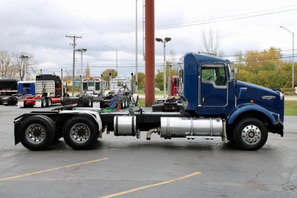 Used-2005-Kenworth-T800-Day-Cab---C15-ACERT---475-Horsepower---WET-KIT