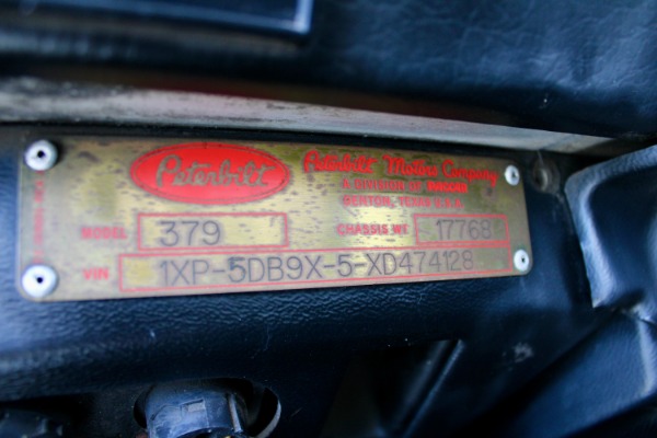 Used-1999-Peterbilt-379-Day-Cab---CAT-3406---490-HP---15-Speed-Manual