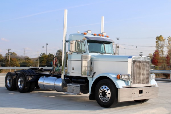 Used 1998 Peterbilt 379 Day Cab - CAT 3406 - 490 Horsepower - Wet Kit for sale Sold at Chicago Motor Cars in West Chicago IL 60185 3