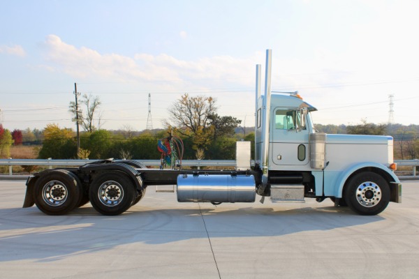 Used 1998 Peterbilt 379 Day Cab - CAT 3406 - 490 Horsepower - Wet Kit for sale Sold at Chicago Motor Cars in West Chicago IL 60185 4