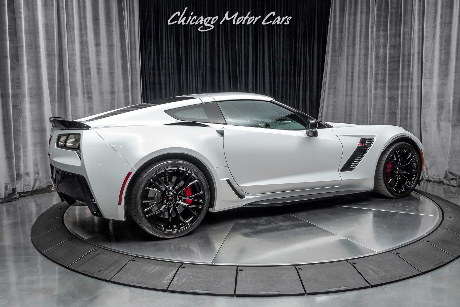 Used 2019 Chevrolet Corvette 1lz Z06 Coupe Only 2100 Miles Carbon