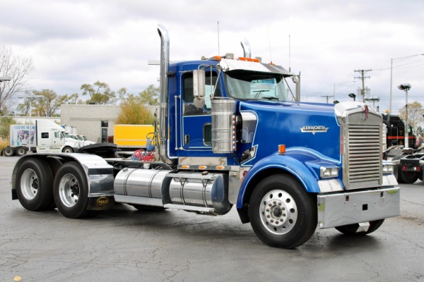 Used 2007 Kenworth W900 Day Cab - Cummins ISX 565 HP - Wet Kit - Double Frame for sale Sold at Chicago Motor Cars in West Chicago IL 60185 3