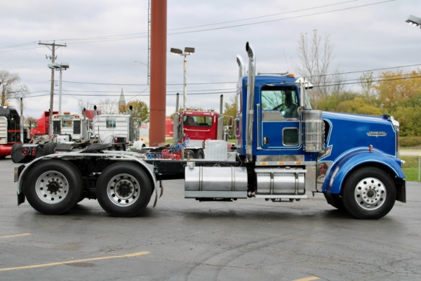 Used 2007 Kenworth W900 Day Cab - Cummins ISX 565 HP - Wet Kit - Double Frame for sale Sold at Chicago Motor Cars in West Chicago IL 60185 4