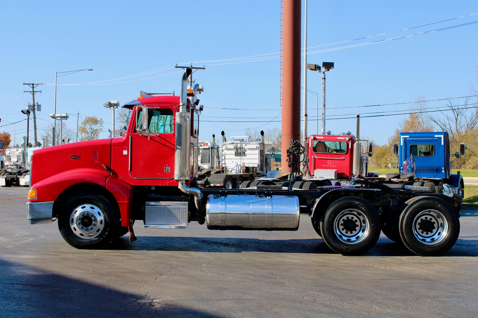 Used-1998-Peterbilt-377-Day-Cab---CAT-3406-475-HP---18-Speed-Manual