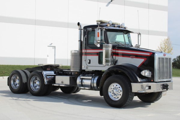 Used 2006 Peterbilt 357 Day Cab - C15 ACERT - 18 Speed Manual for sale Sold at Chicago Motor Cars in West Chicago IL 60185 3