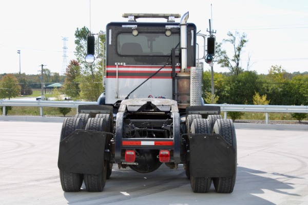 Used 2006 Peterbilt 357 Day Cab - C15 ACERT - 18 Speed Manual for sale Sold at Chicago Motor Cars in West Chicago IL 60185 6