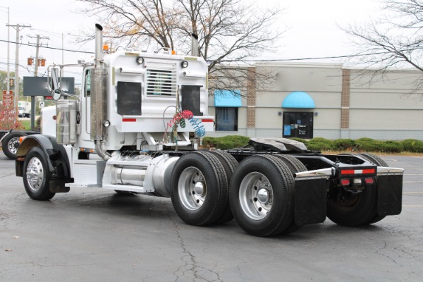 Used-2006-Peterbilt-379-Day-Cab---C15-ACERT---550-Horsepower-Double-Frame