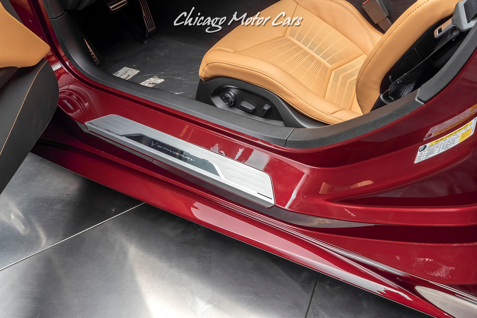 Used-2020-Chevrolet-Corvette-C8-Stingray-2LT-Convertible---ONE-OF-THE-FIRST-AVAILABLE-CONVERTIBLES