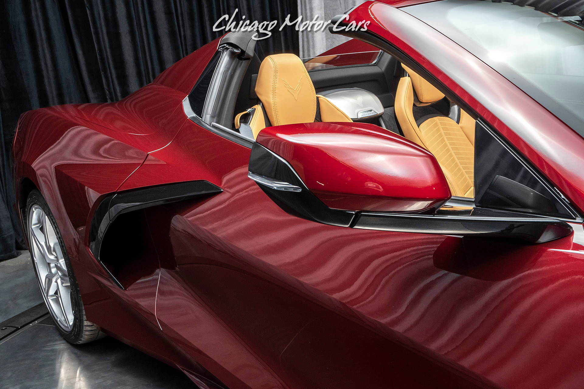 Used-2020-Chevrolet-Corvette-C8-Stingray-2LT-Convertible---ONE-OF-THE-FIRST-AVAILABLE-CONVERTIBLES