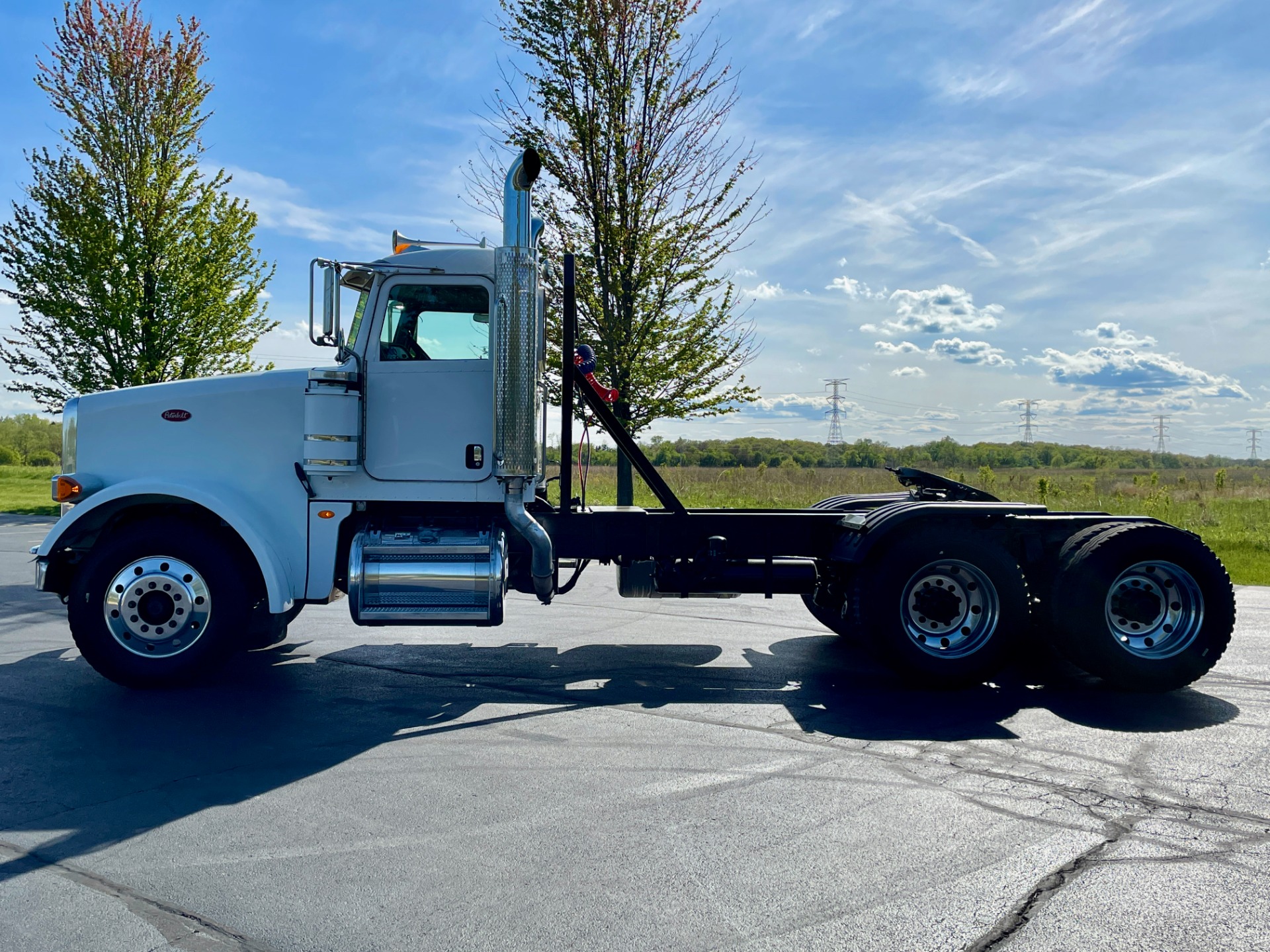 Used-2008-Peterbilt-367-Day-Cab--CAT-C15---40K-REARS