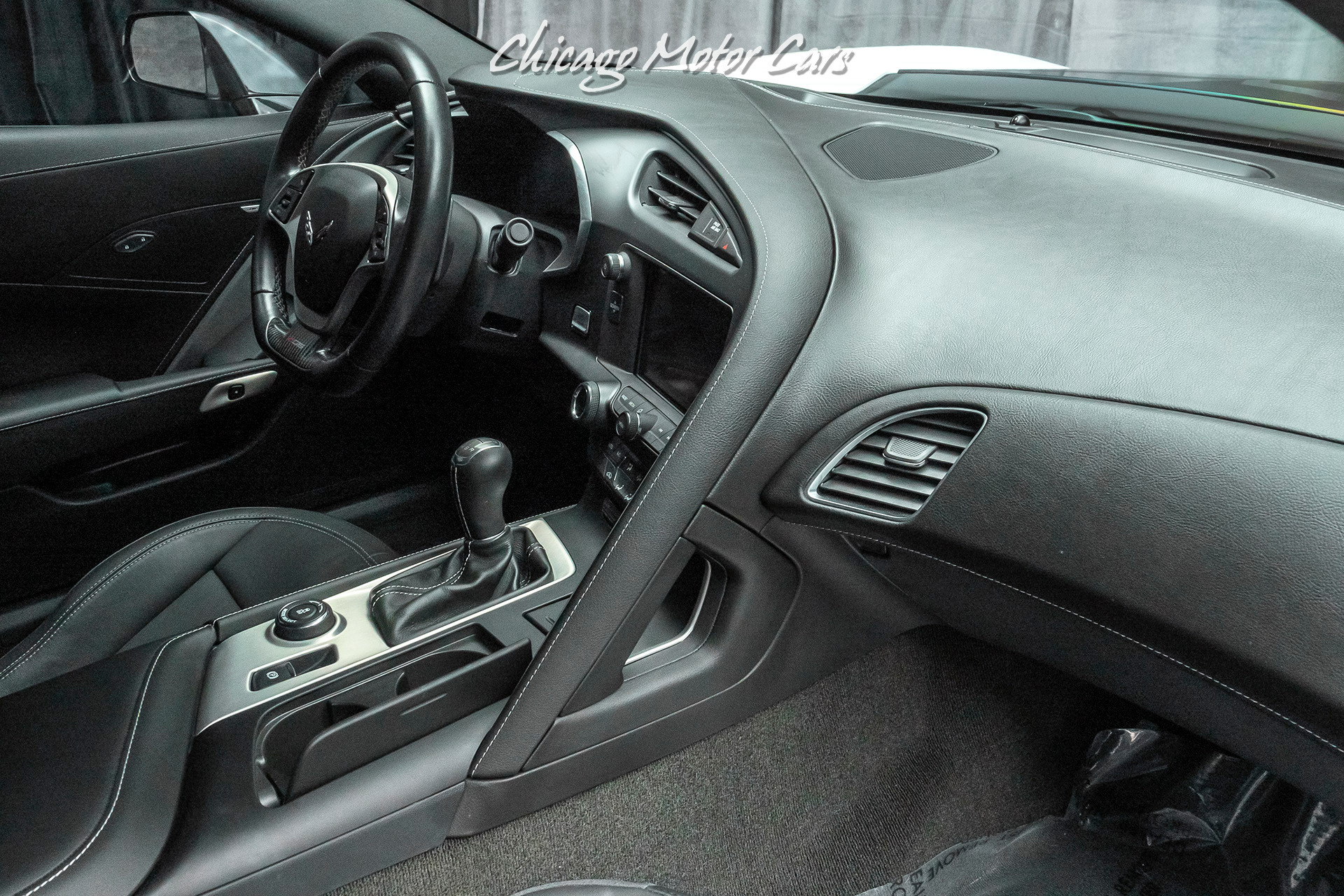 Used-2016-Chevrolet-Corvette-Z06-7-Speed-Manual-Performance-Video-Recorder
