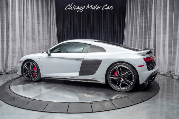 Used 2020 Audi R8 5.2 Quattro V10 Performance Diamond Quilted Leather! Only 4k Miles! Loaded! for sale Sold at Chicago Motor Cars in West Chicago IL 60185 3