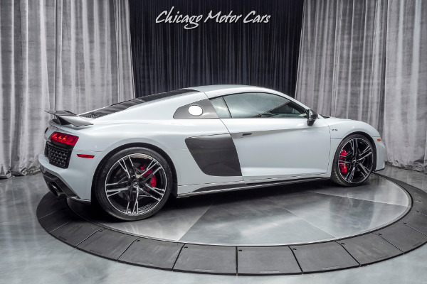 Used 2020 Audi R8 5.2 Quattro V10 Performance Diamond Quilted Leather! Only 4k Miles! Loaded! for sale Sold at Chicago Motor Cars in West Chicago IL 60185 5