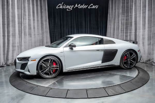 Used 2020 Audi R8 5.2 Quattro V10 Performance Diamond Quilted Leather! Only 4k Miles! Loaded! for sale Sold at Chicago Motor Cars in West Chicago IL 60185 1