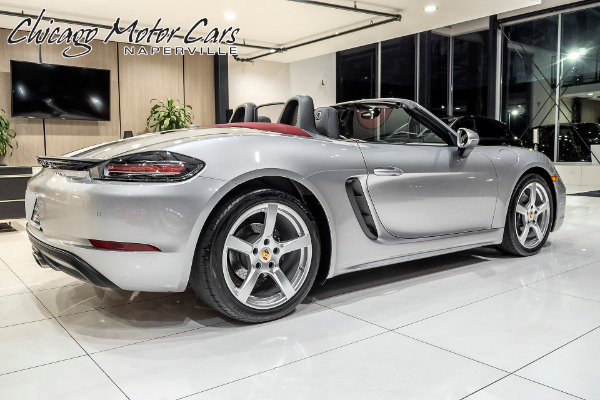 Used 2017 Porsche 718 Boxster CONVERTIBLE! PDK! LEATHER PKG! BOSE SOUND! ONLY 18K MILES! for sale Sold at Chicago Motor Cars in West Chicago IL 60185 5