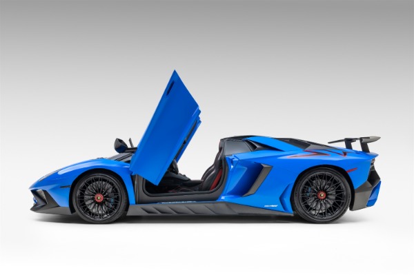 Used 2017 Lamborghini Aventador LP750-4 SV Roadster Blu Le Mans