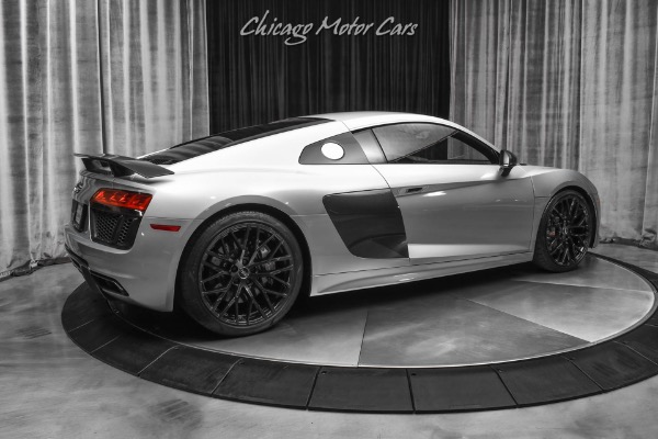 Used 2018 Audi R8 5.2 quattro V10 Plus Coupe MSRP $208K+ Black Optic Pkg! Diamond Stitch! B&O for sale Sold at Chicago Motor Cars in West Chicago IL 60185 5