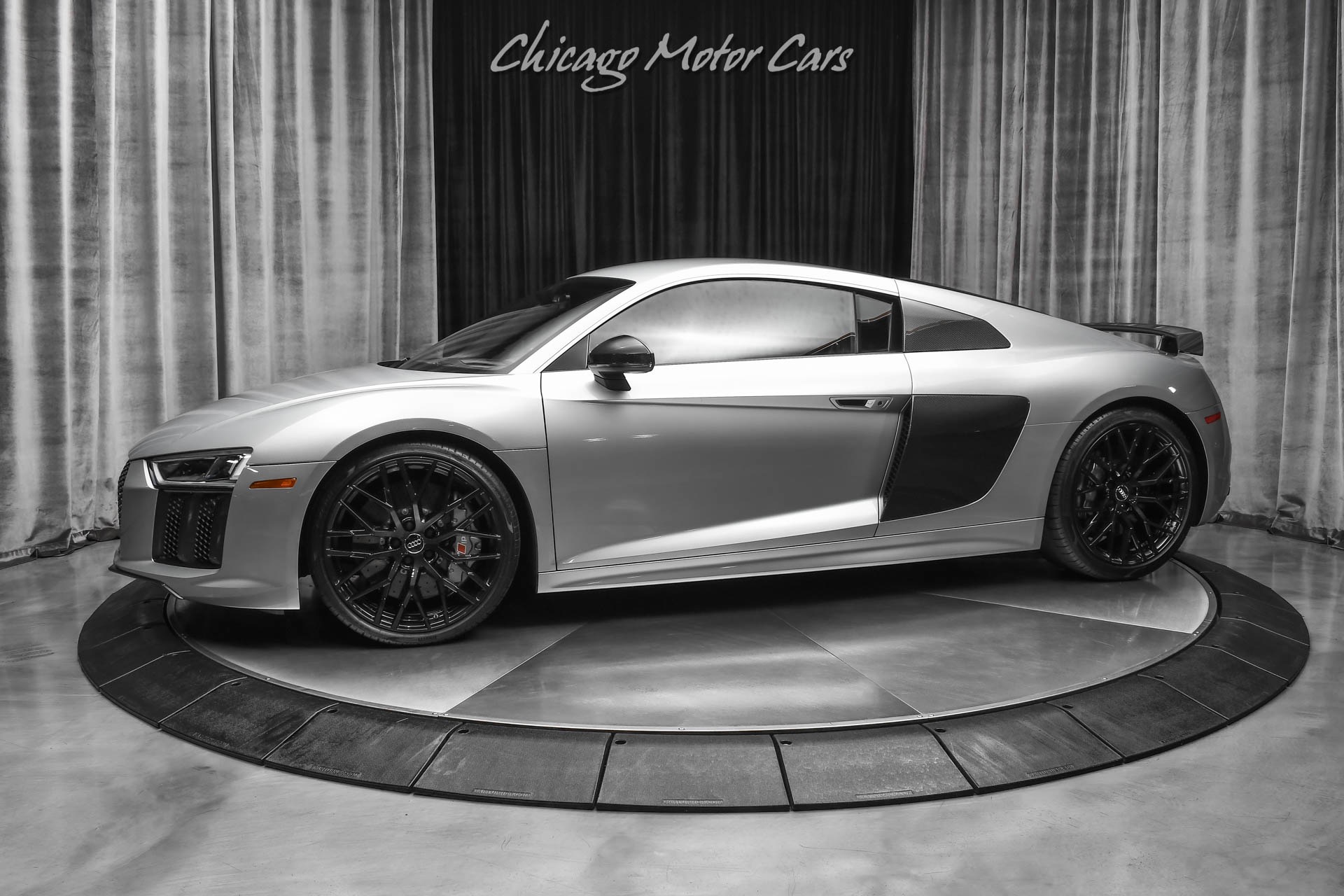 Used-2018-Audi-R8-52-quattro-V10-Plus-Coupe-MSRP-208K-Black-Optic-Pkg-Diamond-Stitch-B-O