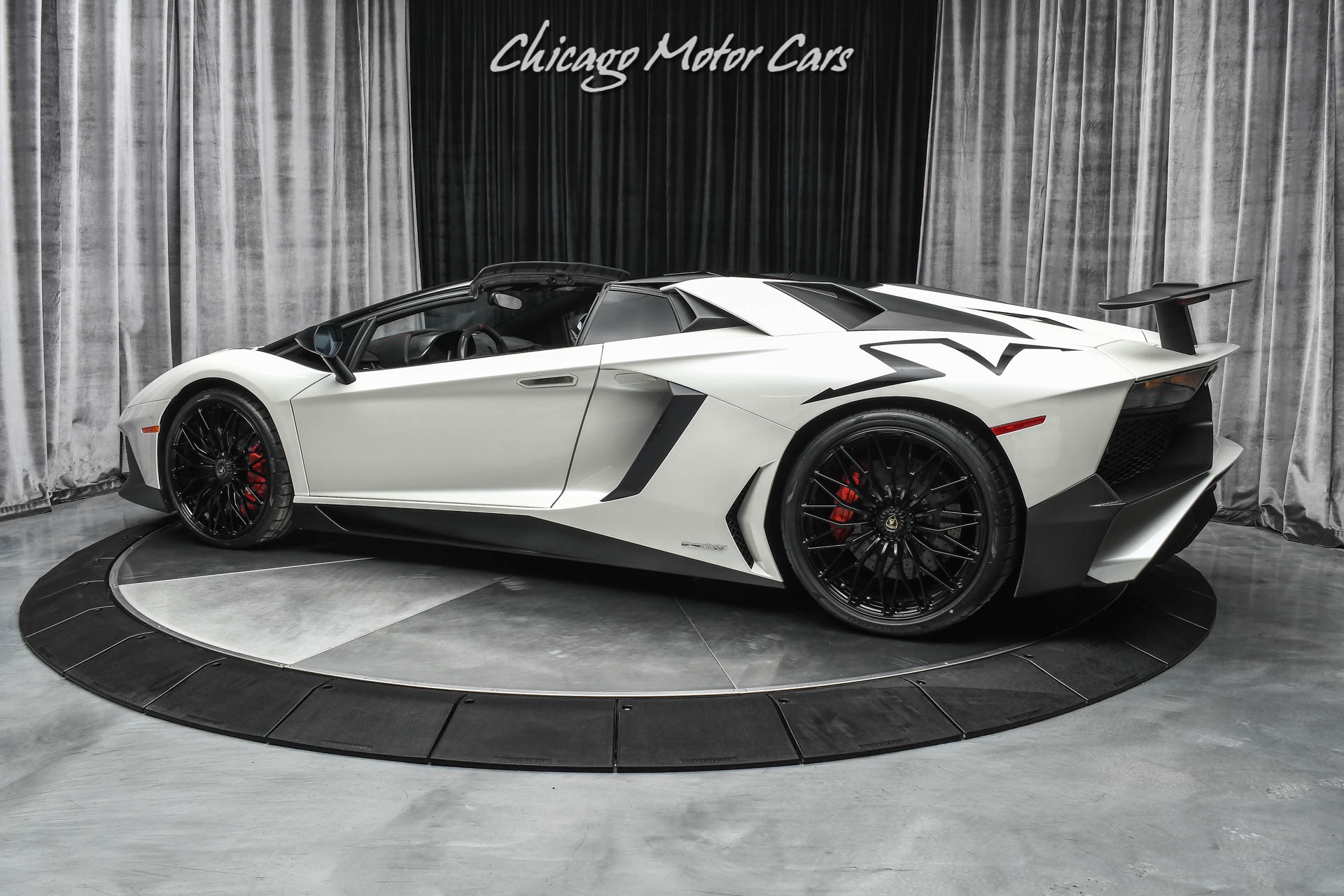 Used-2016-Lamborghini-Aventador-LP750-4-SV-Roadster-MSRP-606K-TONS-OF-CARBON-FIBER-Serviced-9k-Miles