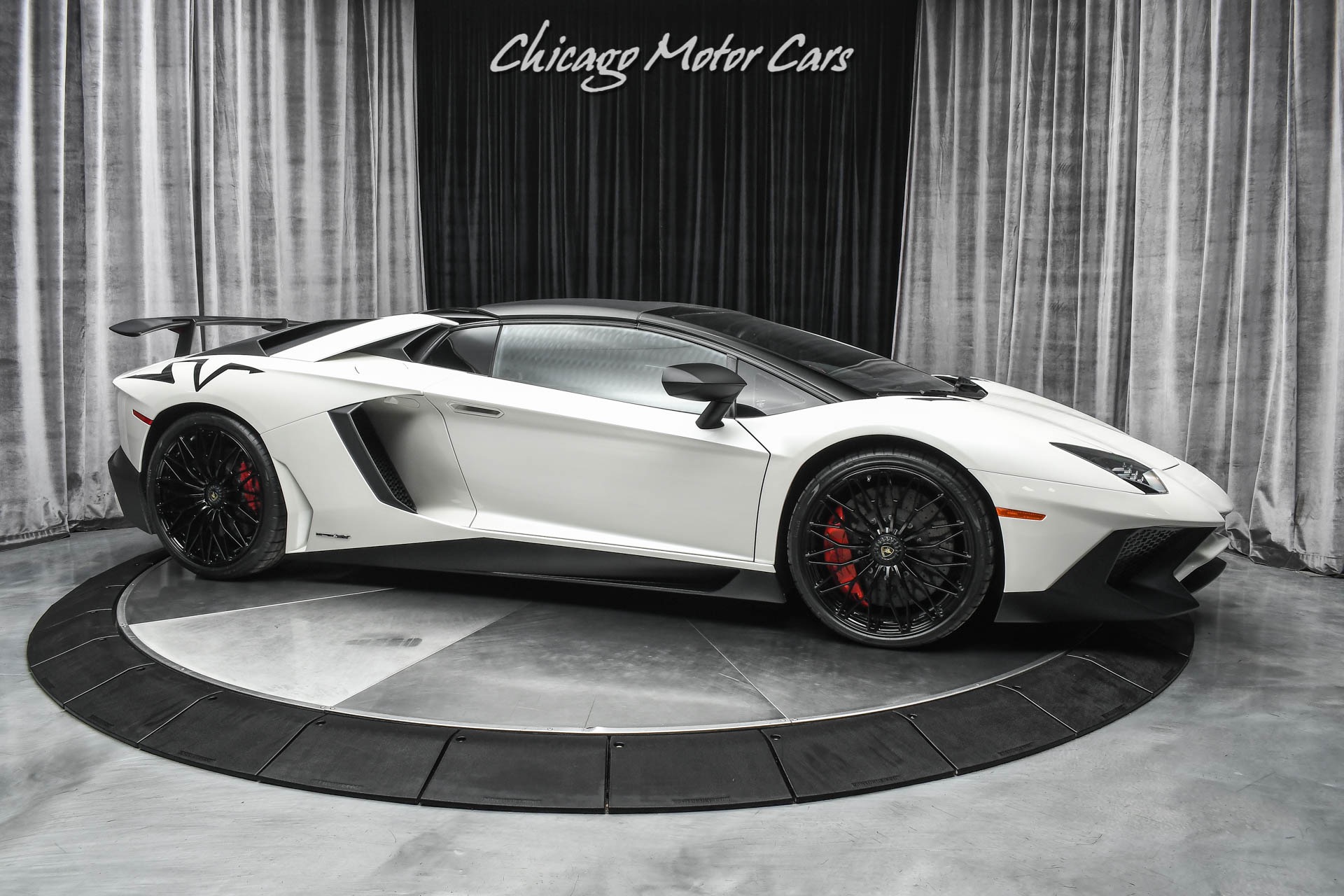 Used-2016-Lamborghini-Aventador-LP750-4-SV-Roadster-MSRP-606K-TONS-OF-CARBON-FIBER-Serviced-9k-Miles