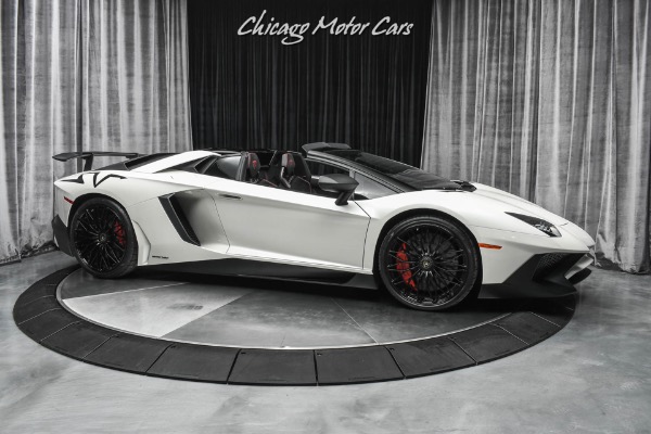 Used 2016 Lamborghini Aventador LP750-4 SV Roadster MSRP $606K+ TONS OF CARBON FIBER! Serviced! 9k Miles! for sale Sold at Chicago Motor Cars in West Chicago IL 60185 6