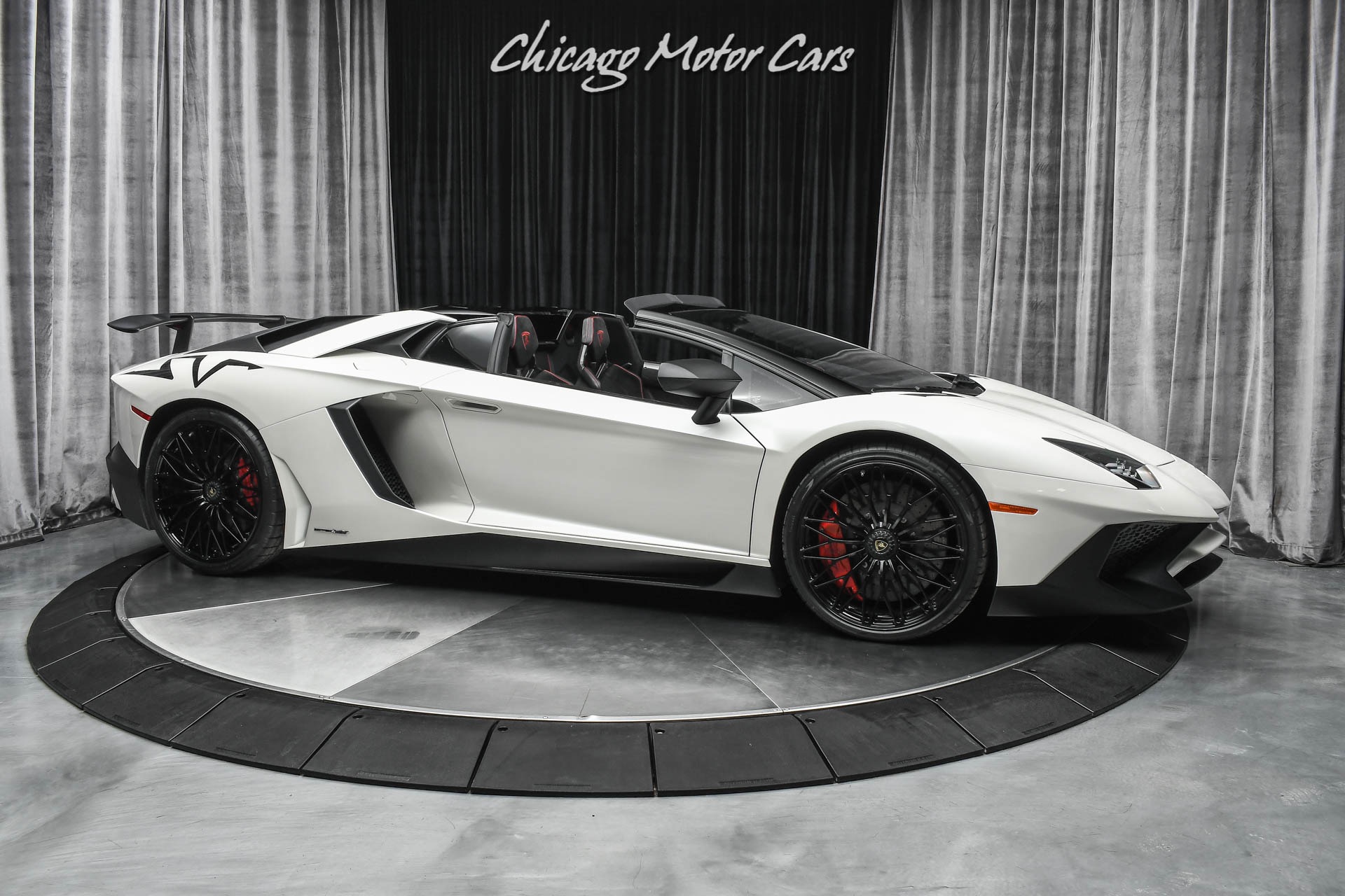 Used-2016-Lamborghini-Aventador-LP750-4-SV-Roadster-MSRP-606K-TONS-OF-CARBON-FIBER-Serviced-9k-Miles