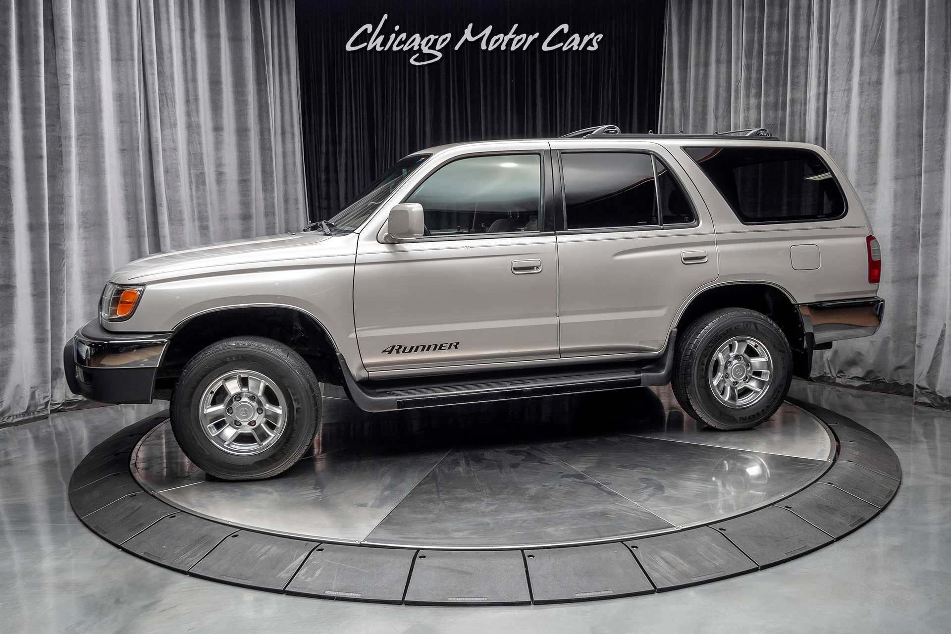 Used 1999 Toyota 4Runner SR5 2 OWNER FLORIDA TRUCK RWD for sale Sold at Chicago Motor Cars in West Chicago IL 60185 1