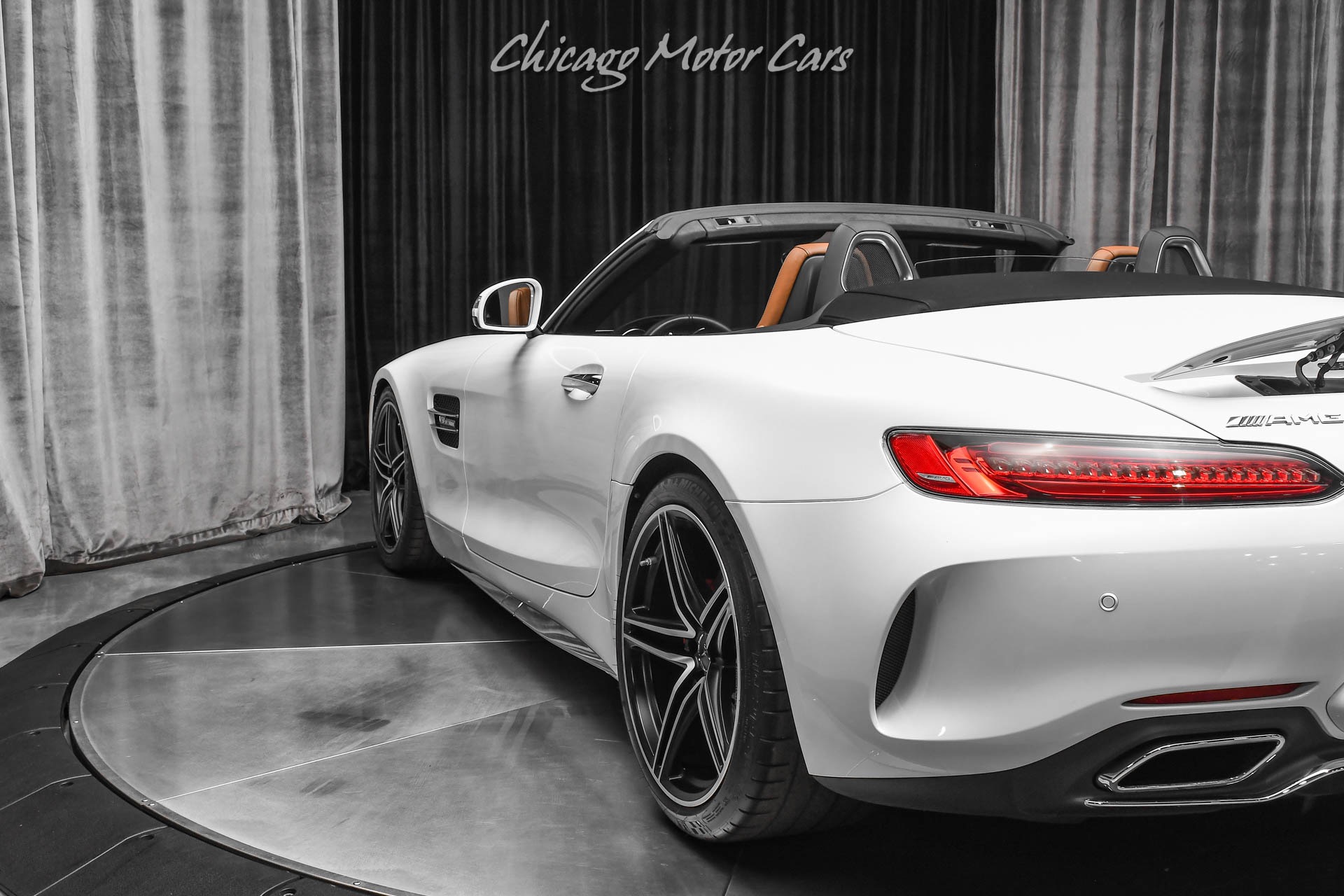 Used-2019-Mercedes-Benz-AMG-GT-C-Roadster-ONLY-14k-Miles-Carbon-Fiber-Trim-MSRP-167K-GORGEOUS-Spec