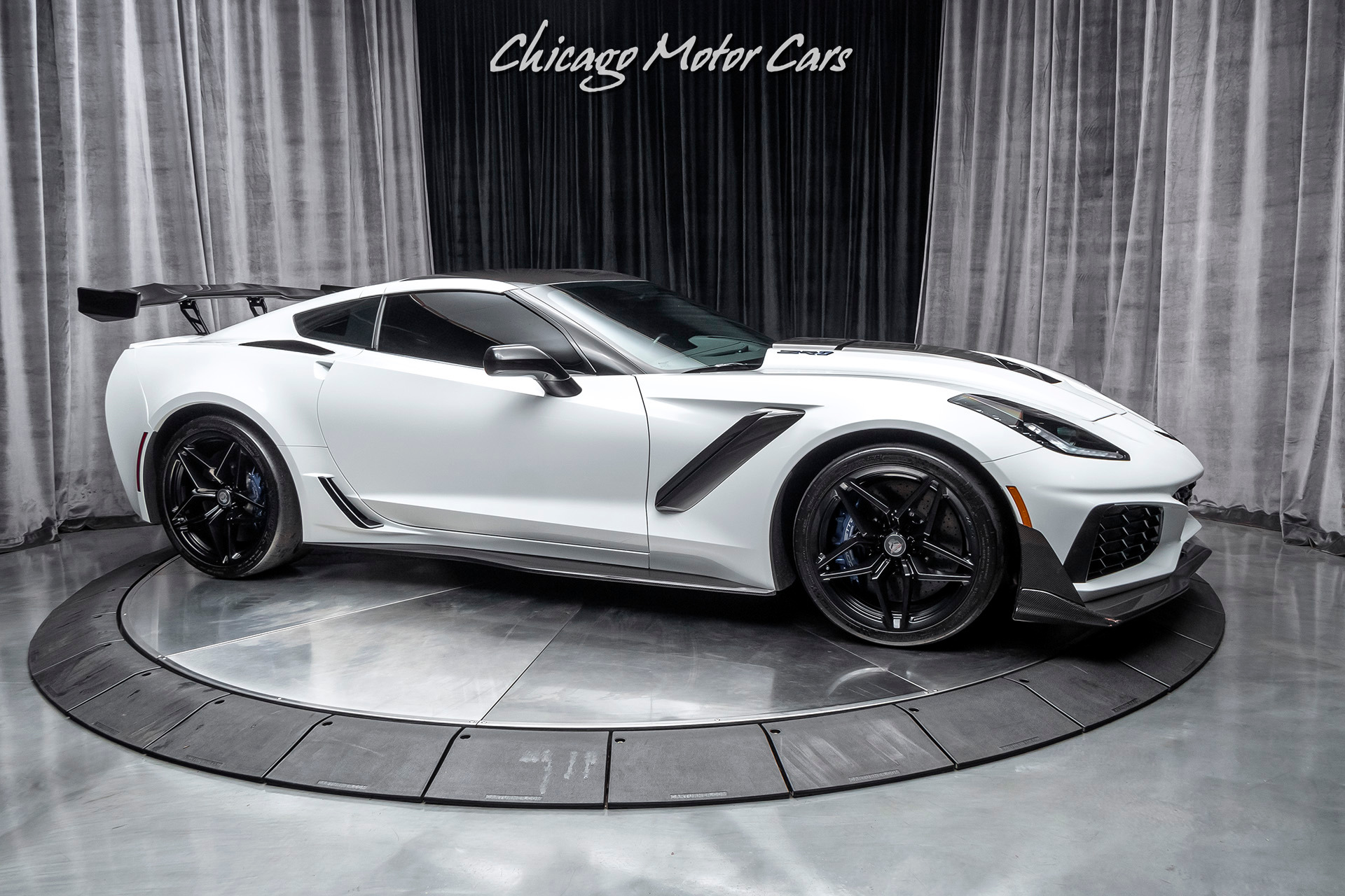 Used-2019-Chevrolet-Corvette-ZR1-3ZR-Package-ZR1-Track-Performance-Package-LOADED