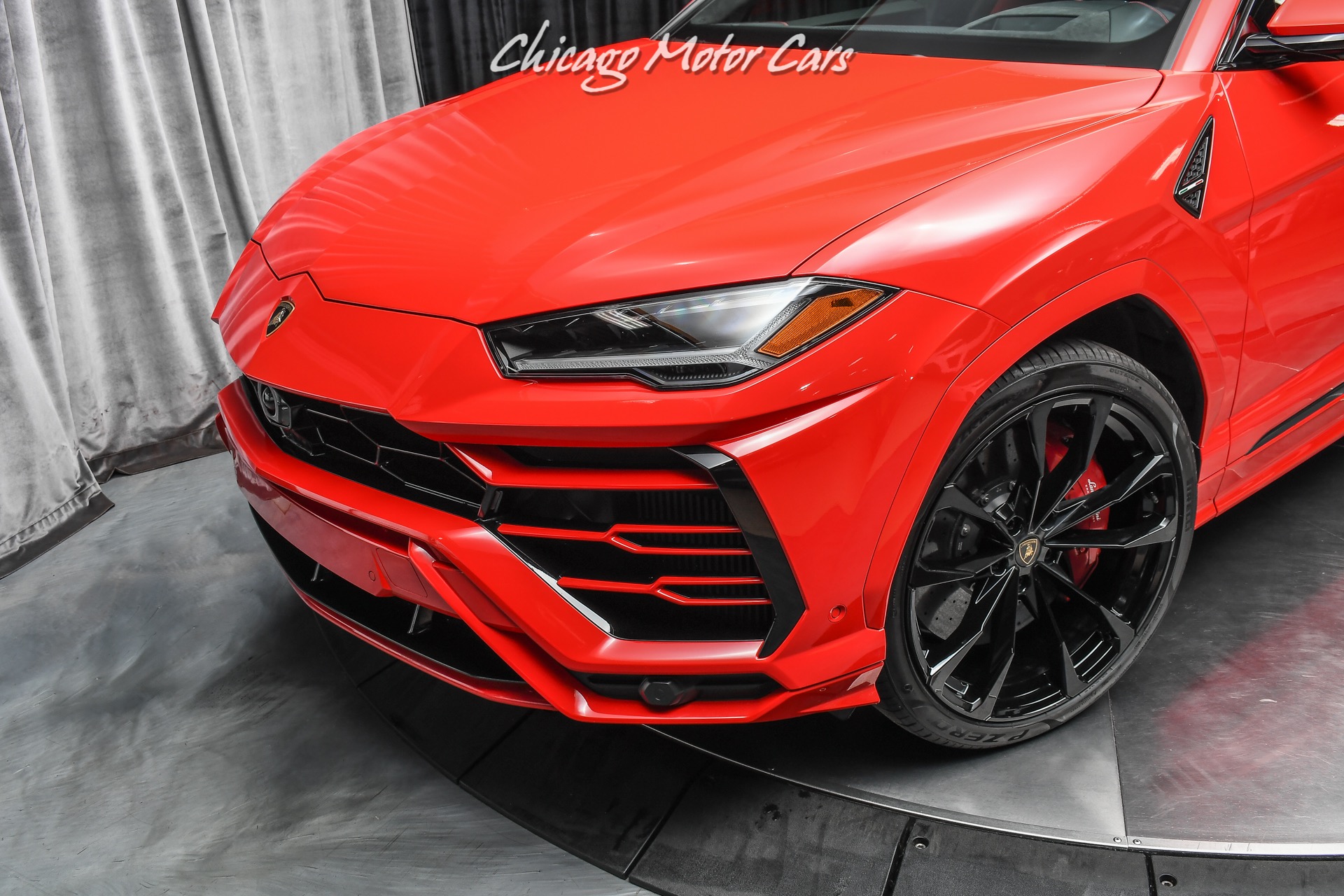 Used-2020-Lamborghini-Urus-Panoramic-Glass-Roof-HOT-RedRed-Color-Combo-Full-ADAS-Package