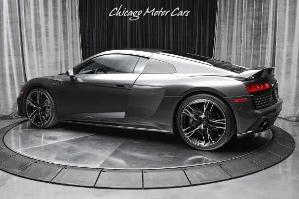 Used 2020 Audi R8 5.2 quattro V10 performance Coupe SPORT PACK! DIAMOND STITCHED! 128 MILES! for sale Sold at Chicago Motor Cars in West Chicago IL 60185 3
