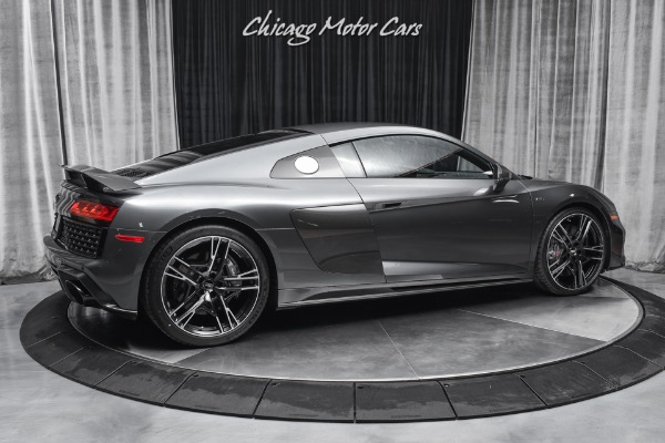 Used 2020 Audi R8 5.2 quattro V10 performance Coupe SPORT PACK! DIAMOND STITCHED! 128 MILES! for sale Sold at Chicago Motor Cars in West Chicago IL 60185 5
