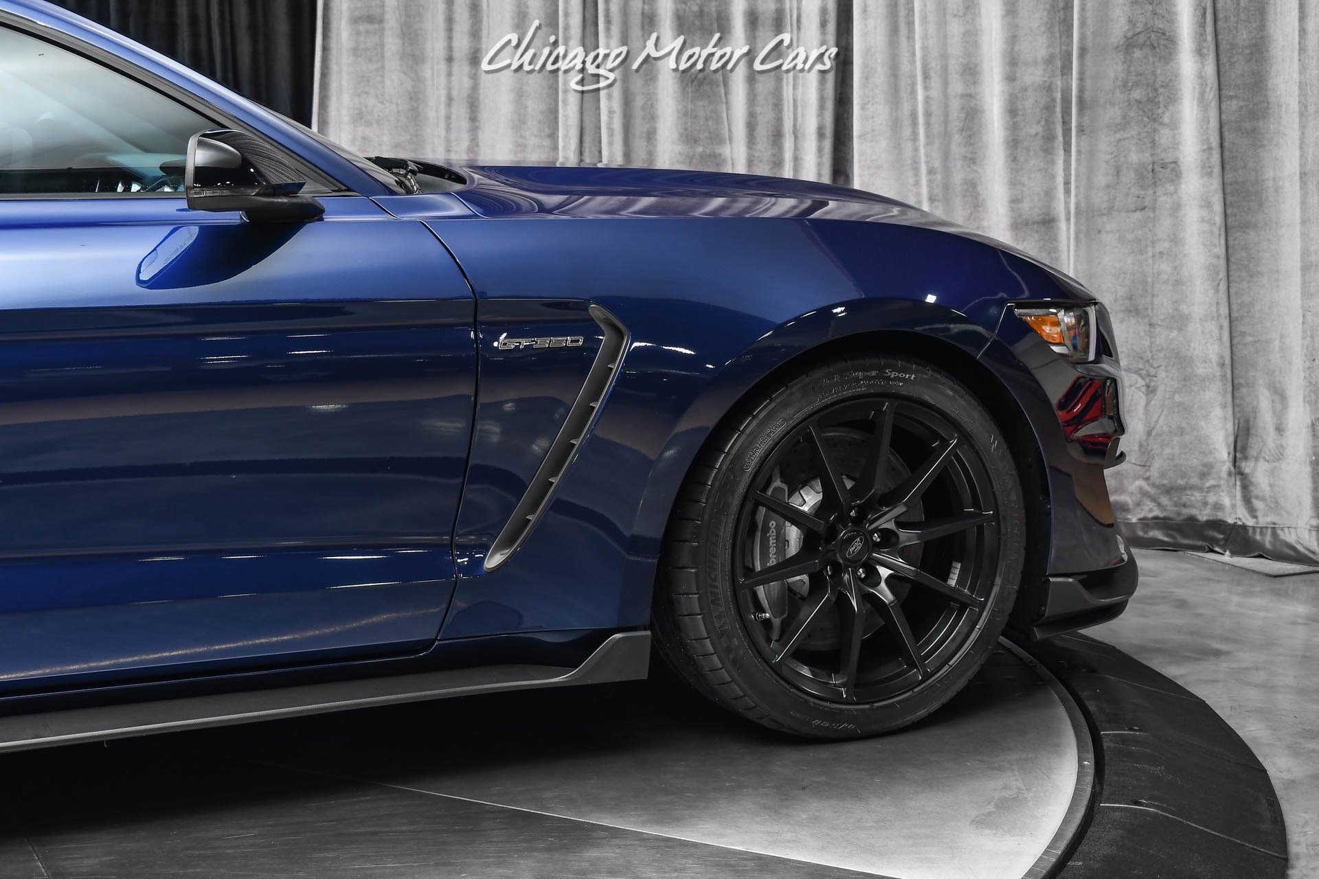 Used-2018-Ford-Mustang-Shelby-GT350-Awesome-Color-Combo-6-Speed-Manual-Low-Miles