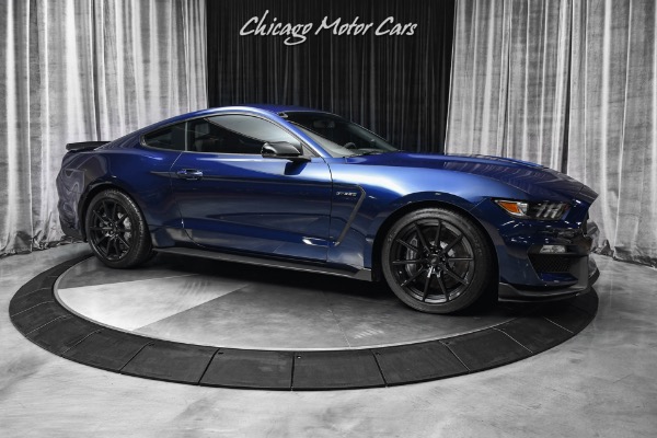 Used 2018 Ford Mustang Shelby GT350 Awesome Color Combo! 6-Speed Manual! Low Miles! for sale Sold at Chicago Motor Cars in West Chicago IL 60185 6