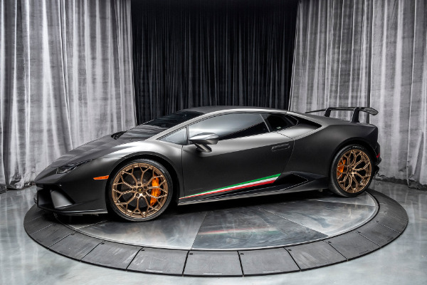 Used 2018 Lamborghini Huracan LP640-4 Performante MSRP $329,985+ Entire Body PPF Only 7k Miles! for sale Sold at Chicago Motor Cars in West Chicago IL 60185 1