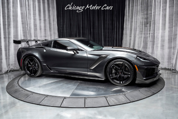 Used 2019 Chevrolet Corvette ZR1 - 3ZR Coupe ZR1 TRACK PERFORMANCE PKG - 8 SPEED AUTOMATIC for sale Sold at Chicago Motor Cars in West Chicago IL 60185 6