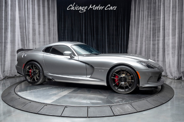Used 2014 Dodge SRT Viper GTS Advance Aerodynamics Package! SRT High-Performance Audio! for sale Sold at Chicago Motor Cars in West Chicago IL 60185 6