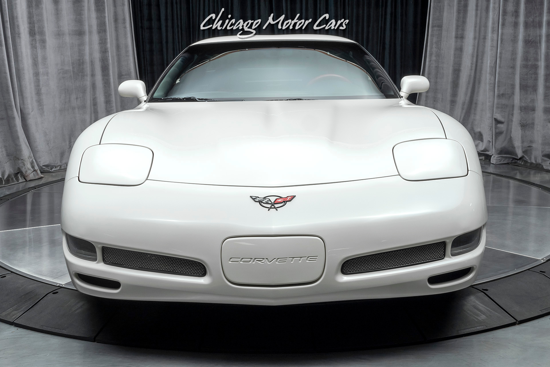 Used-2001-Chevrolet-Corvette-Z06-RARE-SPEEDWAY-WHITE-1-OF-137-COLLECTOR-QUALITY