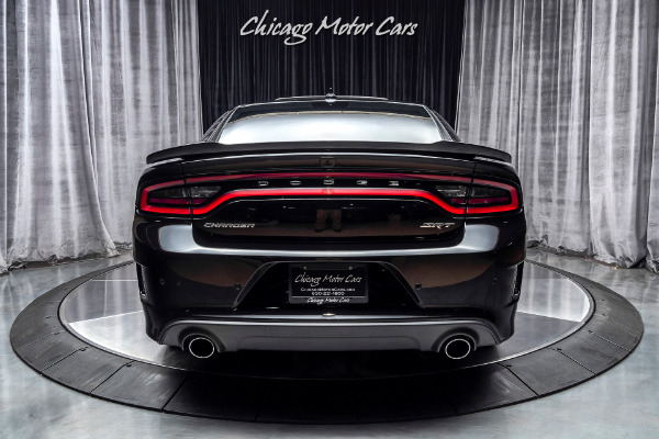 Used 2015 Dodge Charger SRT Hellcat Sedan HARMAN KARON AUDIO GROUP! POWER SUNROOF! K&N INTAKE! for sale Sold at Chicago Motor Cars in West Chicago IL 60185 4