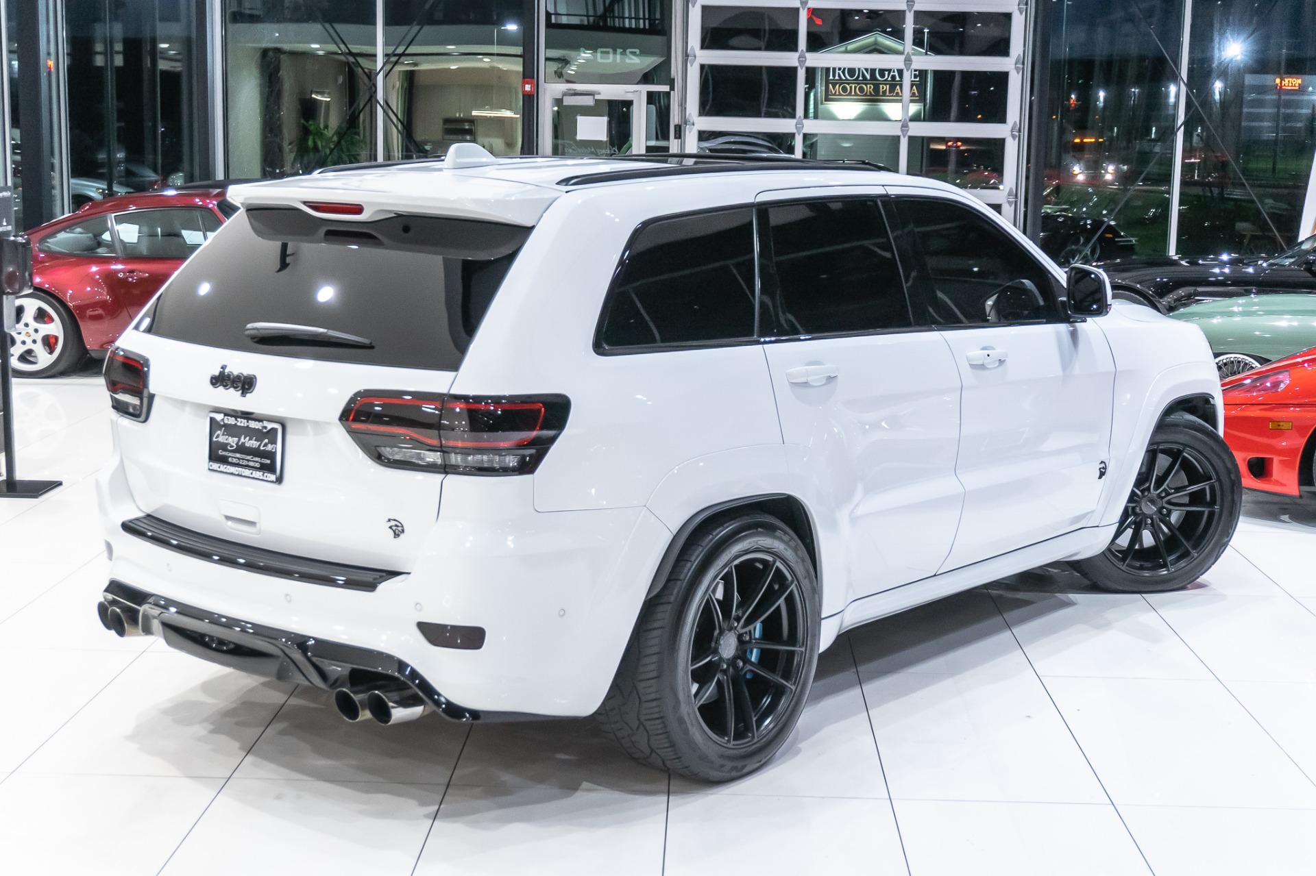 Used-2018-Jeep-Grand-Cherokee-TRACKHAWK-PERFORMANCE-UPGRADES-FLEX-FUEL-1100HP-PANO-HARMAN-KARDON