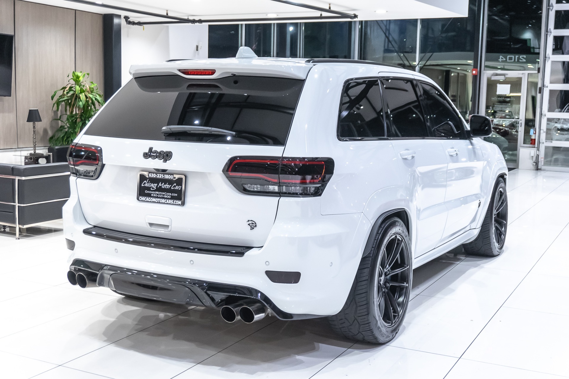 Used-2018-Jeep-Grand-Cherokee-TRACKHAWK-PERFORMANCE-UPGRADES-FLEX-FUEL-1100HP-PANO-HARMAN-KARDON