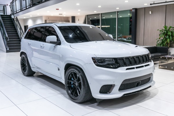 Used 2018 Jeep Grand Cherokee TRACKHAWK PERFORMANCE UPGRADES! FLEX FUEL 1100HP! PANO! HARMAN KARDON! for sale Sold at Chicago Motor Cars in West Chicago IL 60185 6
