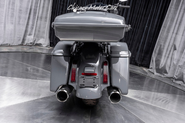 Used 2018 Harley Davidson FLHXSE CVO Street Glide $10k+ in Upgrades! for sale Sold at Chicago Motor Cars in West Chicago IL 60185 6