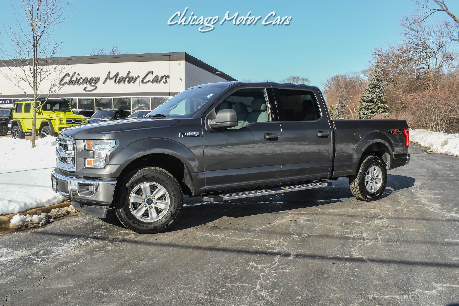 Used 2017 Ford F150 CREW XLT Trailer Tow Package! 5.0L V8 Engine! for sale Sold at Chicago Motor Cars in West Chicago IL 60185 1