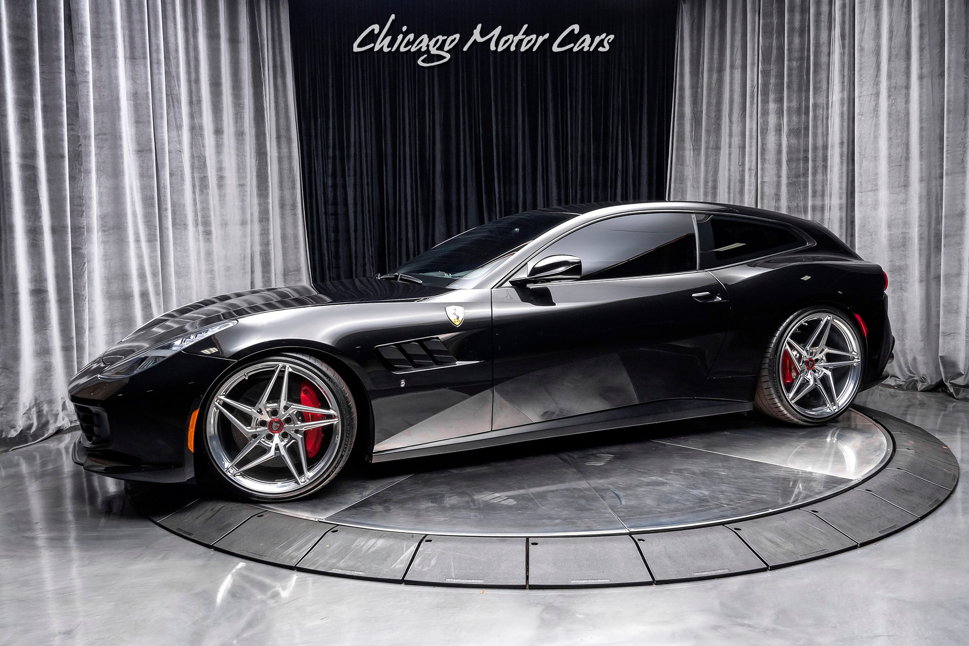 Used-2018-Ferrari-GTC4Lusso-T-Only-9400-Miles-Highly-Optioned-UPGRADES