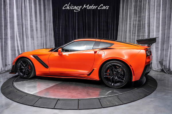 Used 2019 Chevrolet Corvette ZR1 3ZR ZTK (TRACK PERF PKG) 7 SPD MANUAL Only 2900 Miles! for sale Sold at Chicago Motor Cars in West Chicago IL 60185 3