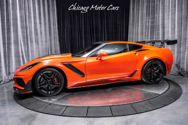 Used 2019 Chevrolet Corvette ZR1 3ZR ZTK (TRACK PERF PKG) 7 SPD MANUAL Only 2900 Miles! for sale Sold at Chicago Motor Cars in West Chicago IL 60185 1