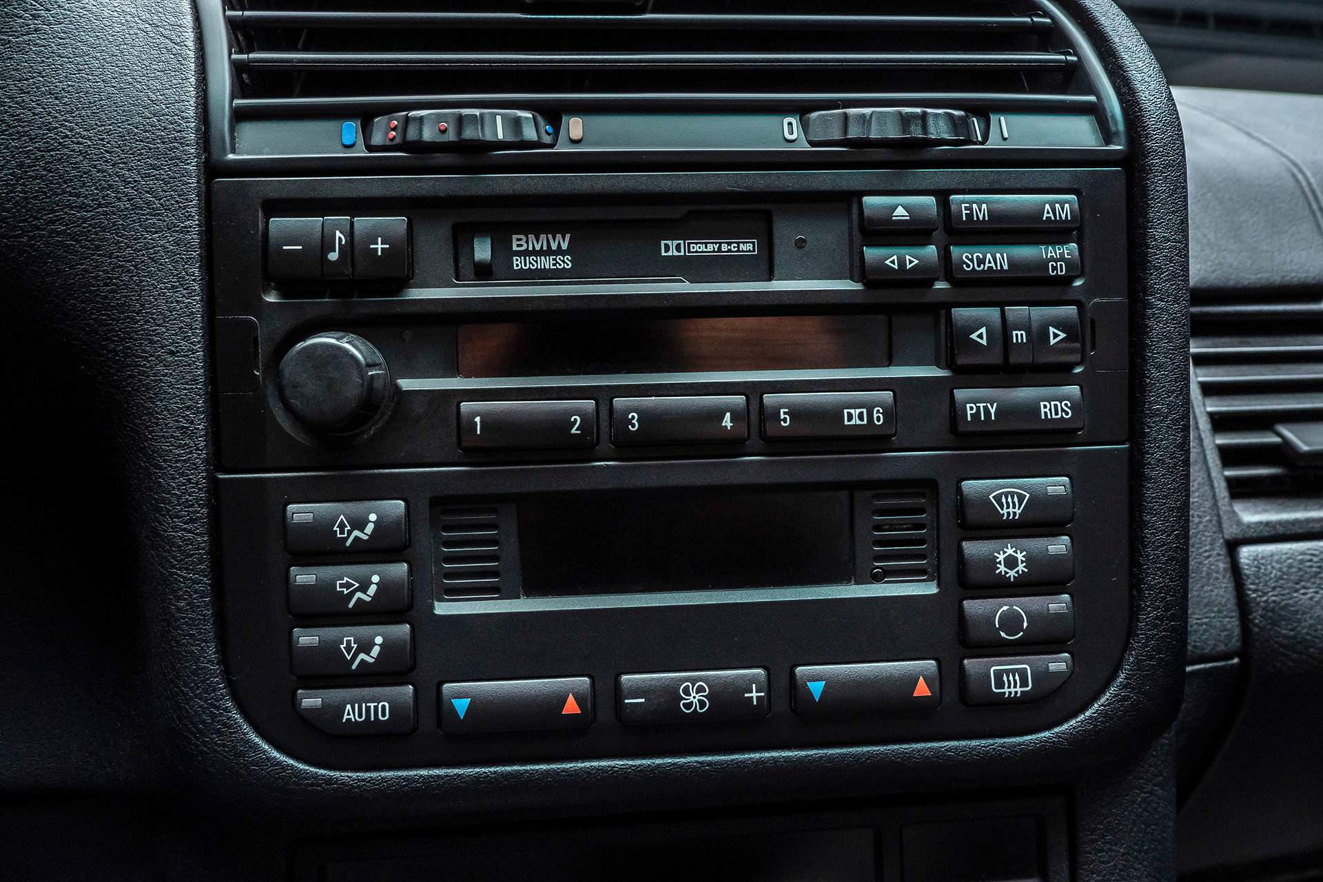 كوريا محاولة احذف radio cd bmw e36 