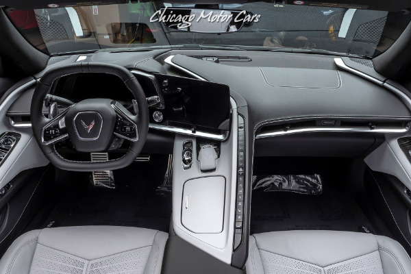 Used-2020-Chevrolet-Corvette-C8-Stingray-2LT-Z51-Convertible-ONLY-35-MILES-Z51-PERFORMANCE-PKG