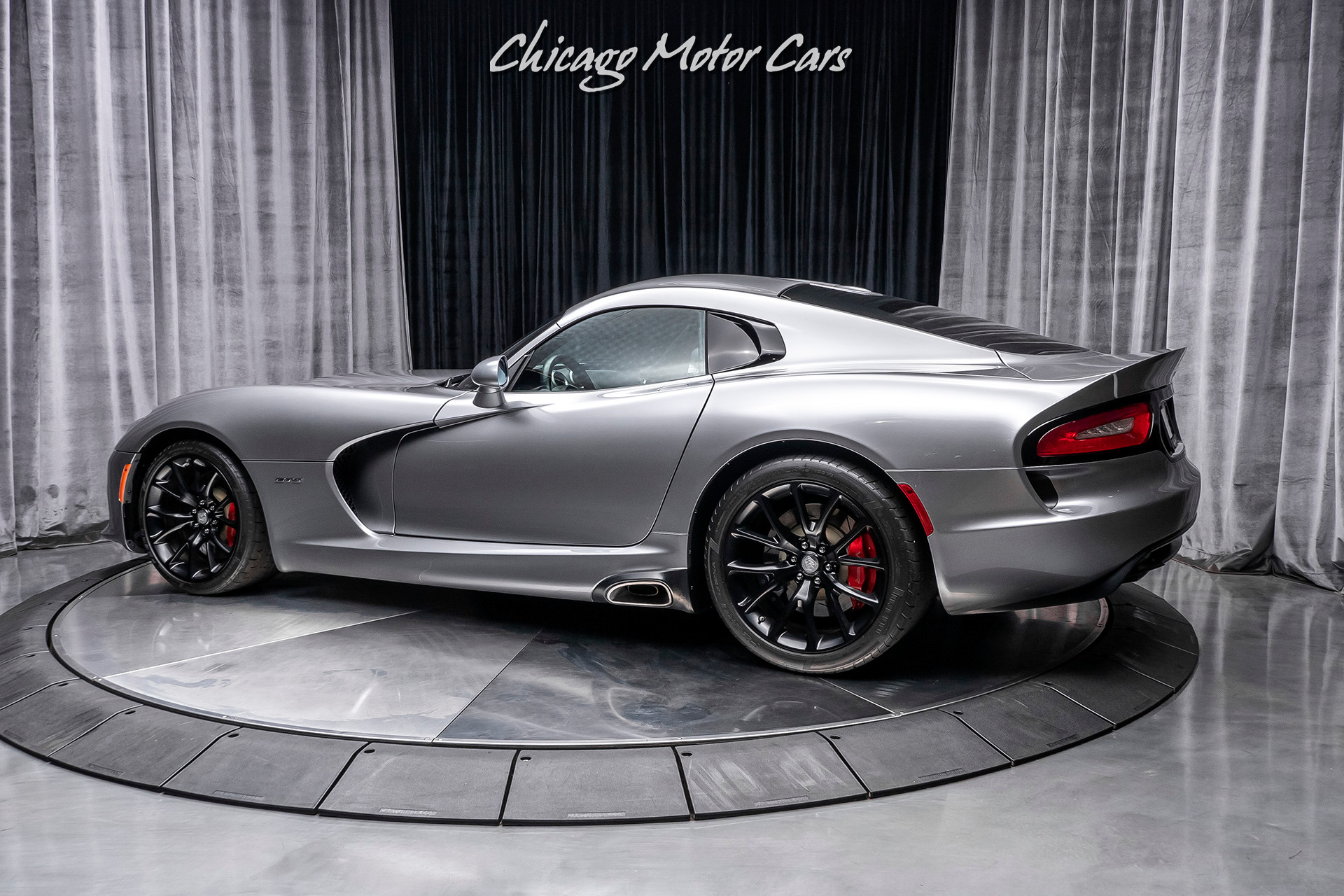 Used-2014-Dodge-Viper-SRT-GTS-Rare-Example-Manual